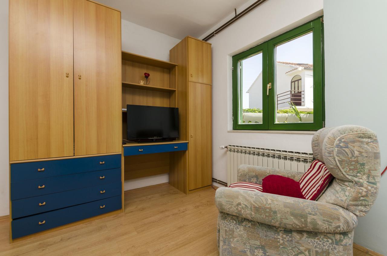 Apartments Luka Rogoznica  Kültér fotó